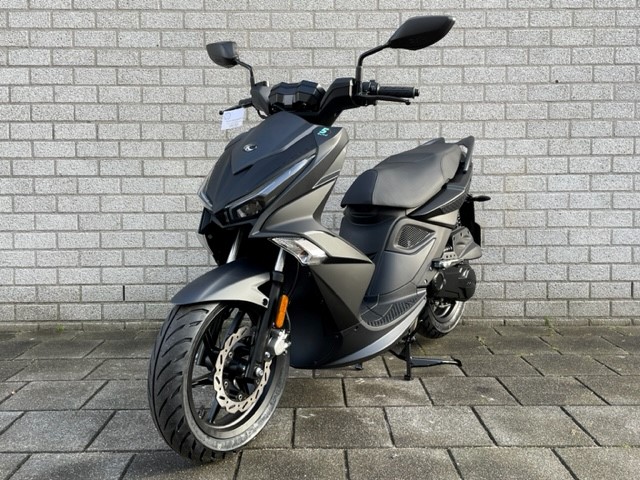 Kymco Super8R E5