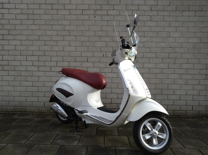 Vespa Primavera