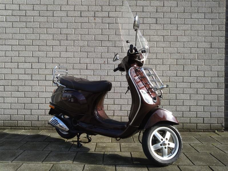 Vespa LX 50